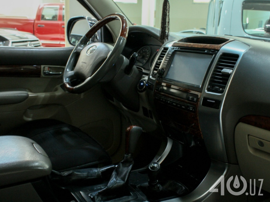 Toyota Land Cruiser Prado 120 Series