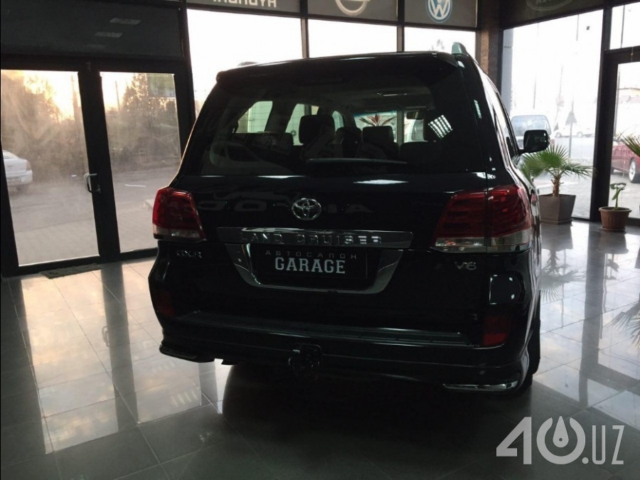Toyota Land Cruiser 200 Series Рестайлинг 1