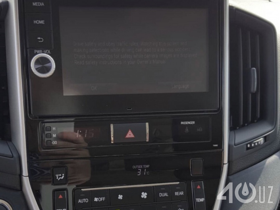 Toyota Land Cruiser 200 Series Рестайлинг 2