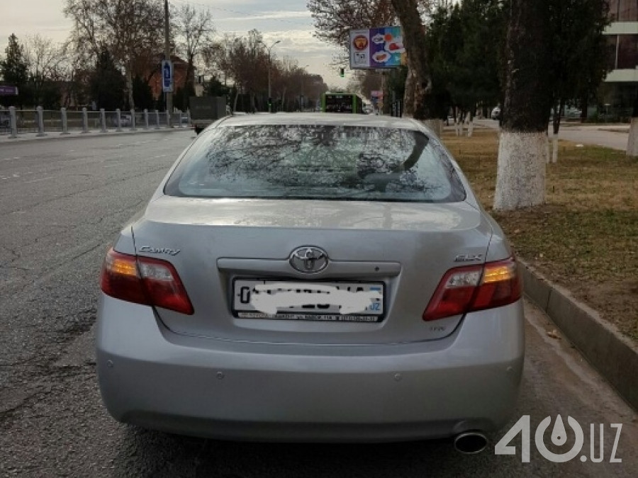 Toyota Camry VI (XV40)