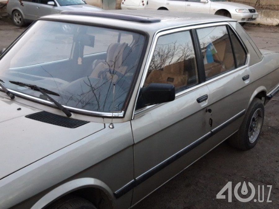 BMW 5 серия II (E28)