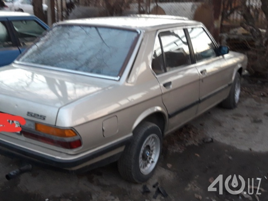BMW 5 серия II (E28)