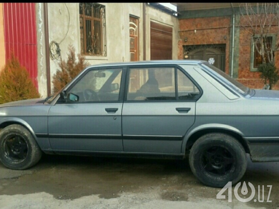 BMW 5 серия II (E28)