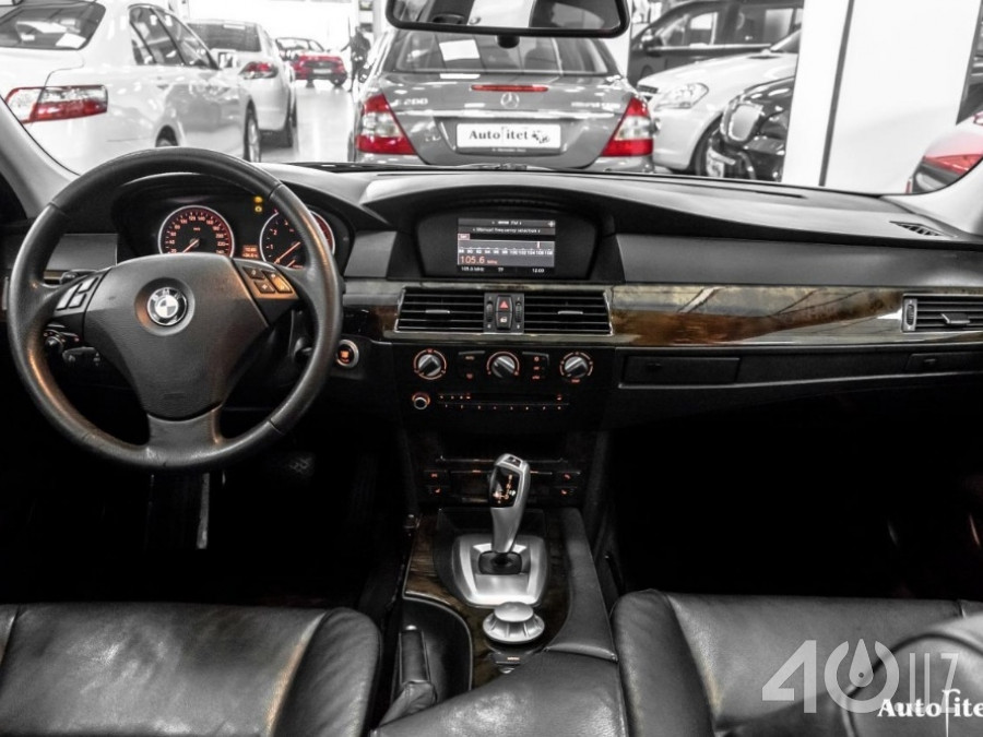 BMW 5 серия V (E60/E61)