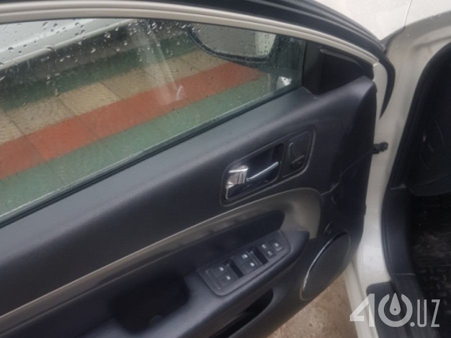 Chevrolet Uz Epica I