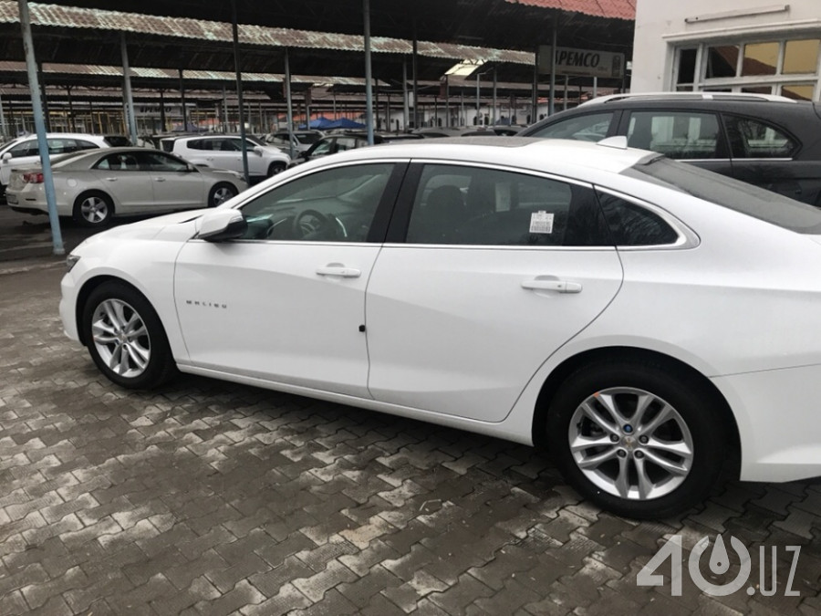 Chevrolet Uz Malibu II