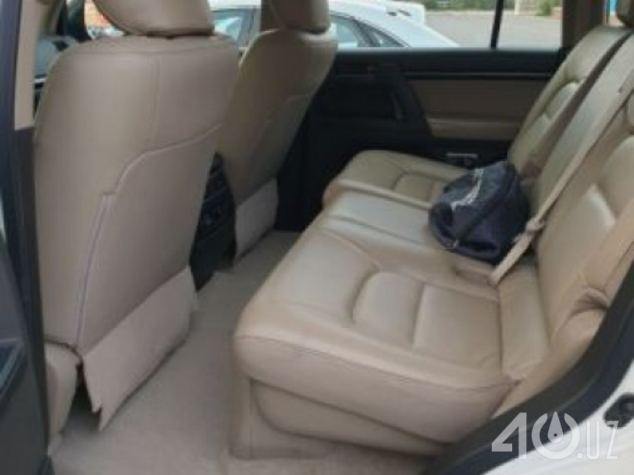 Toyota Land Cruiser 200 Series