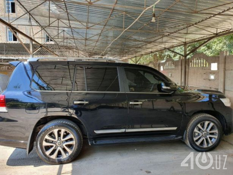 Toyota Land Cruiser 200 Series Рестайлинг 2