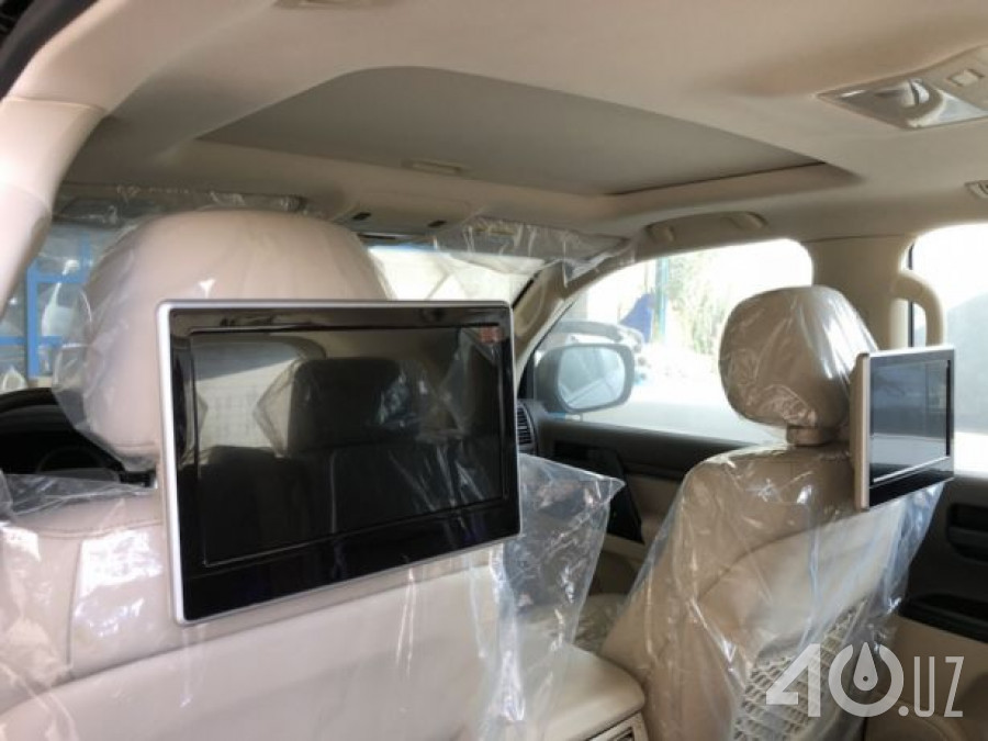 Toyota Land Cruiser 200 Series Рестайлинг 2