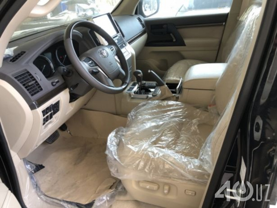 Toyota Land Cruiser 200 Series Рестайлинг 2