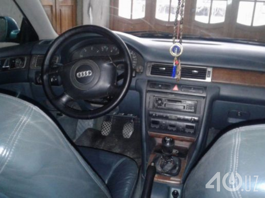 Audi A6 II (C5)