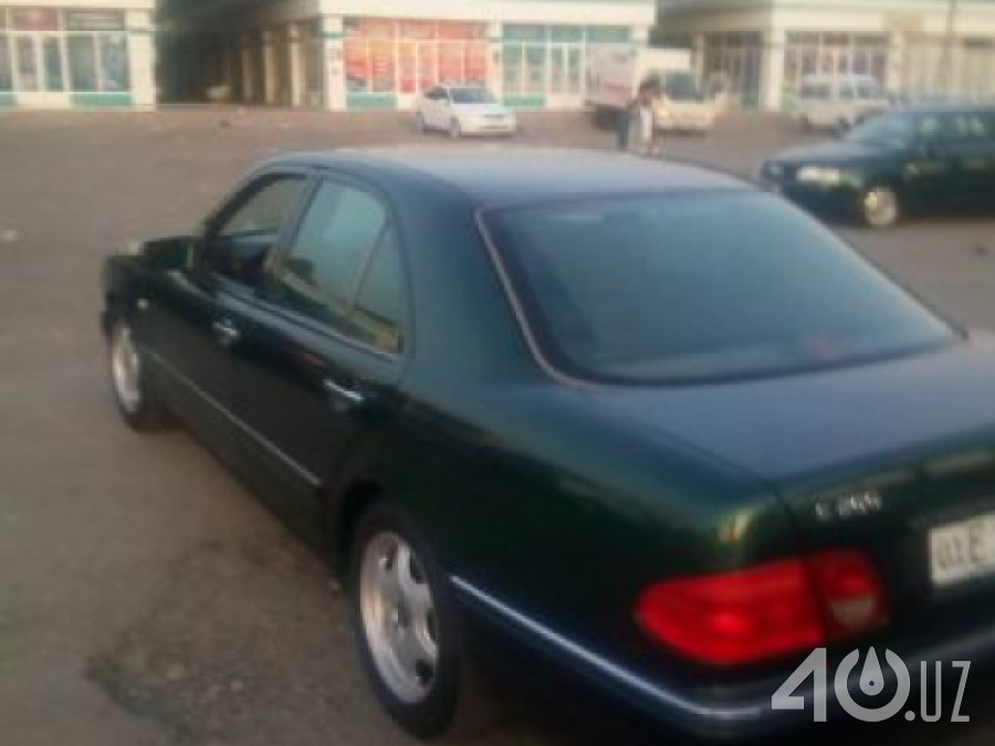 Mercedes-Benz E-klasse II (W210, S210)