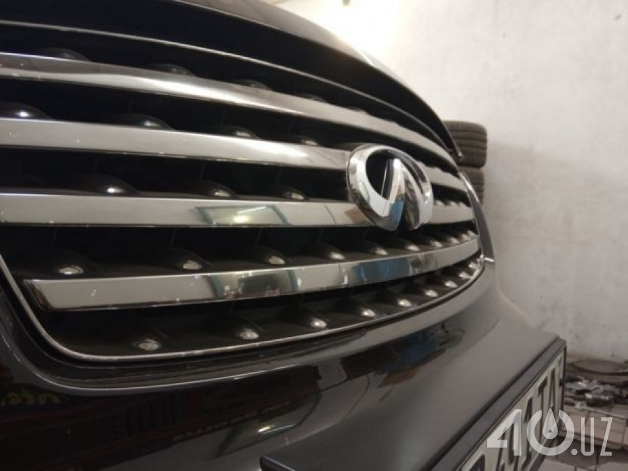 Infiniti FX I (S50)