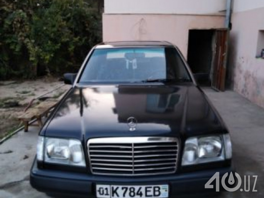 Mercedes-Benz W124