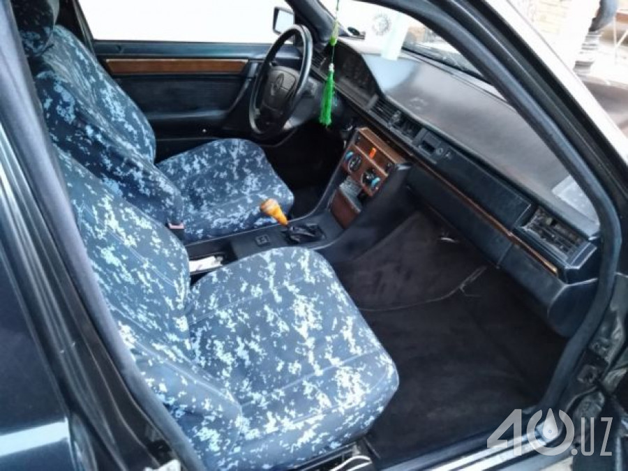 Mercedes-Benz W124