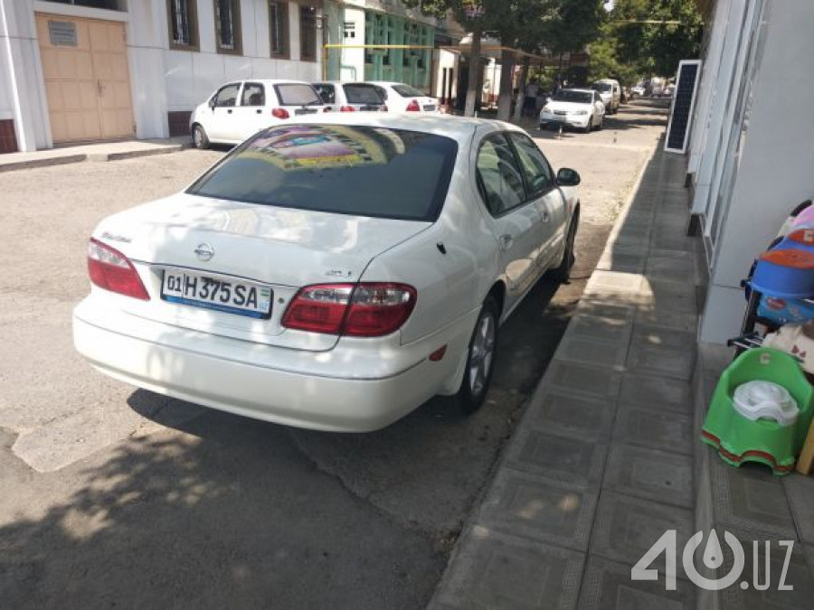 Nissan Maxima V (A33)