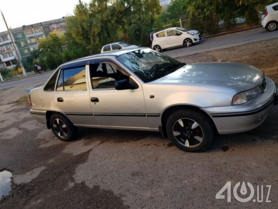 Daewoo Uz Nexia I (SOHC)