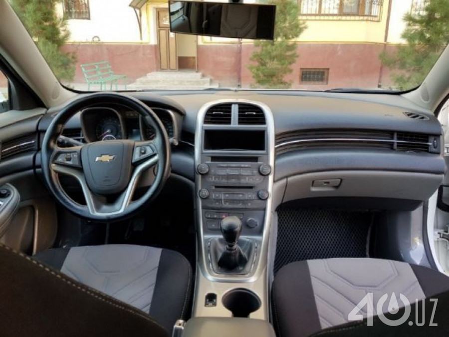 Chevrolet Uz Malibu I