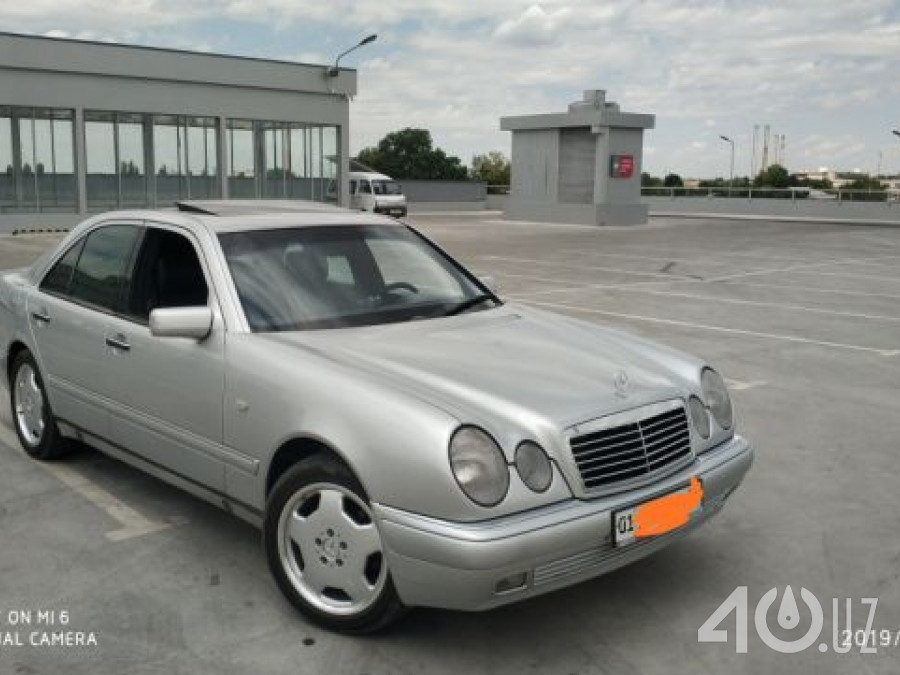 Mercedes-Benz E-klasse II (W210, S210)