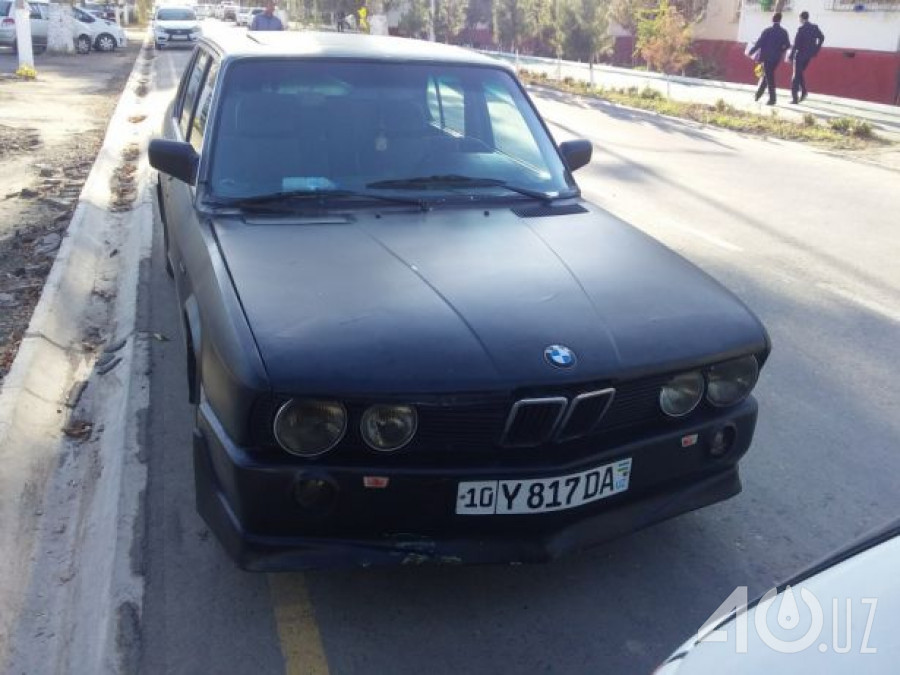 BMW 5 серия II (E28)