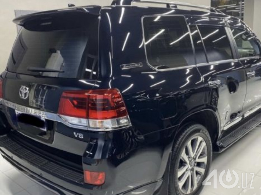 Toyota Land Cruiser 200 Series Рестайлинг 2