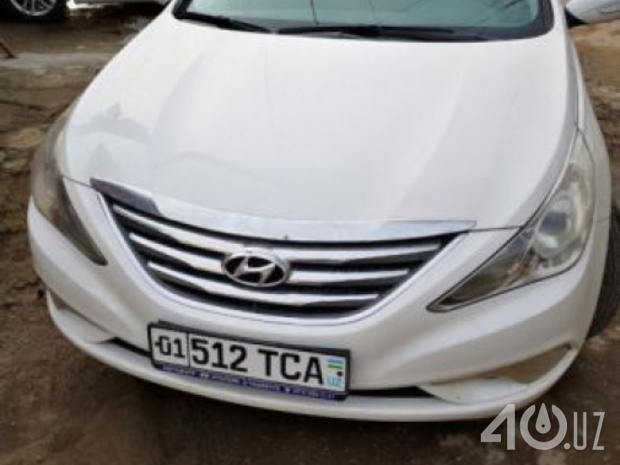 Hyundai Sonata VI (YF)
