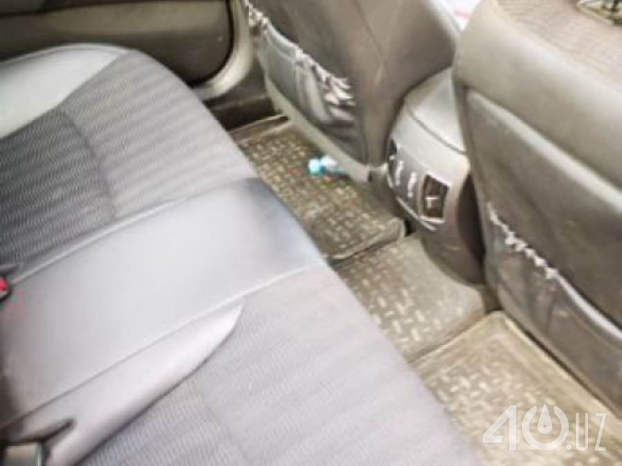 Hyundai Sonata VI (YF)