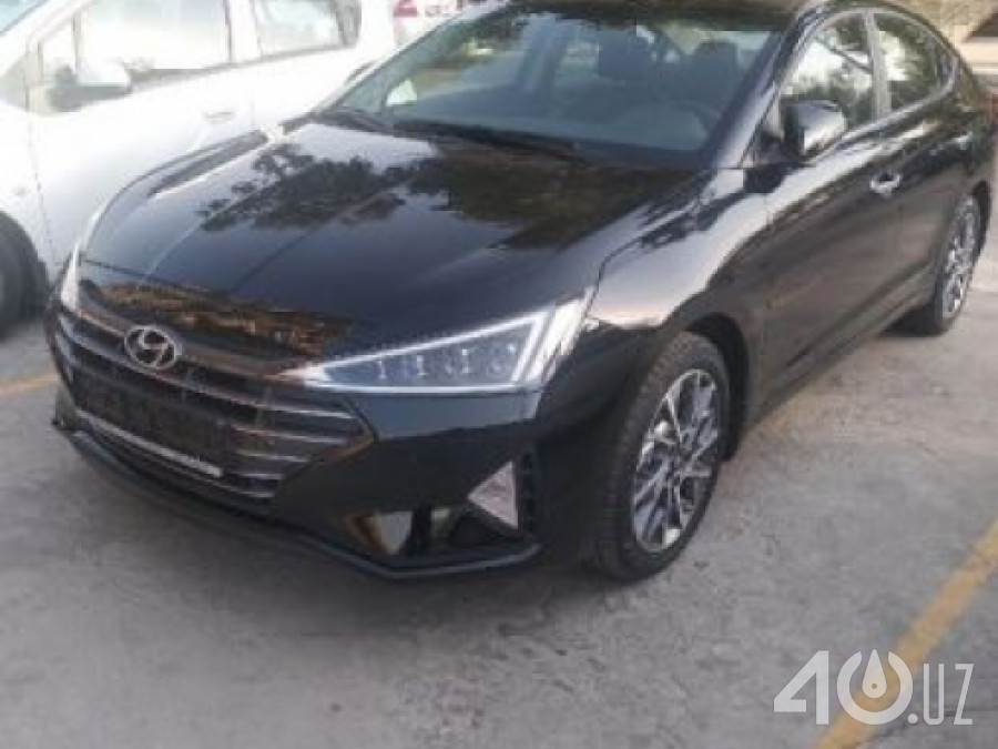 Hyundai Elantra VI (AD)