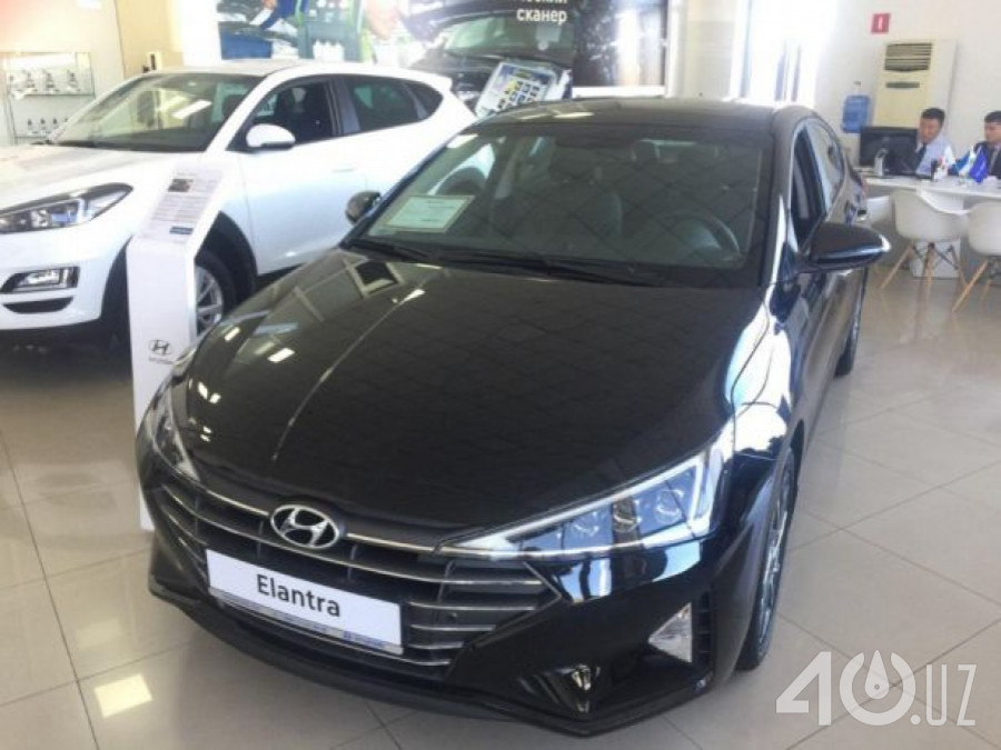 Hyundai Elantra VI (AD)