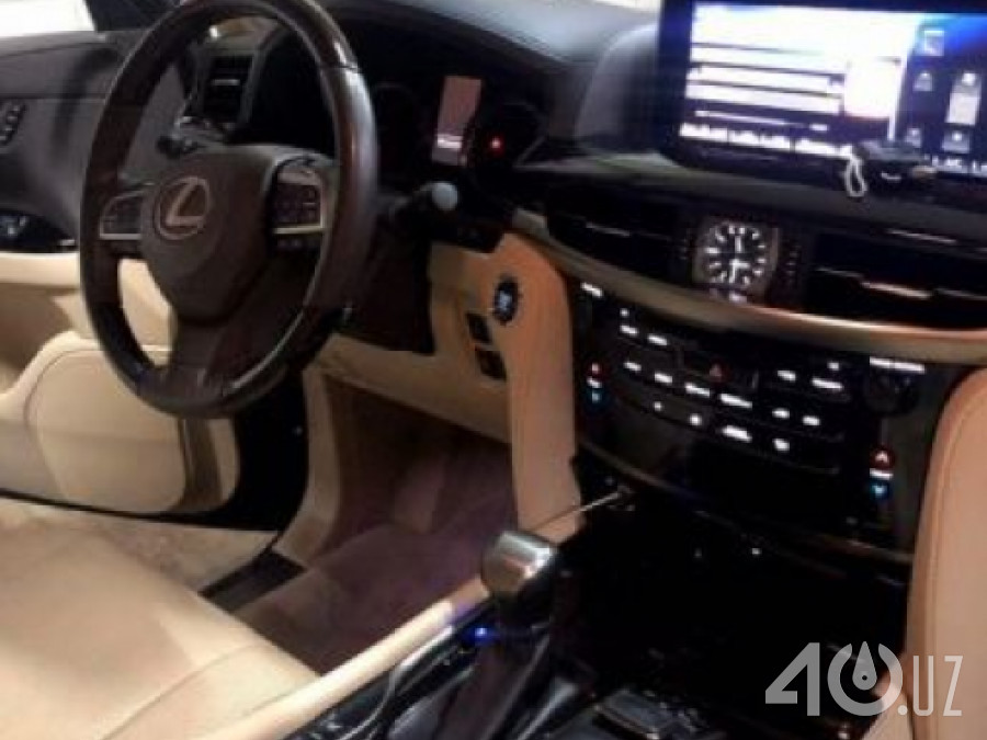Lexus IS III Рестайлинг