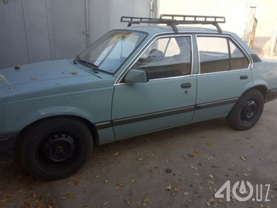 Opel Ascona C