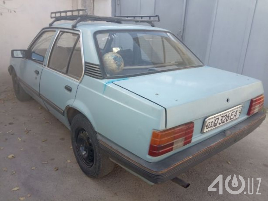 Opel Ascona C