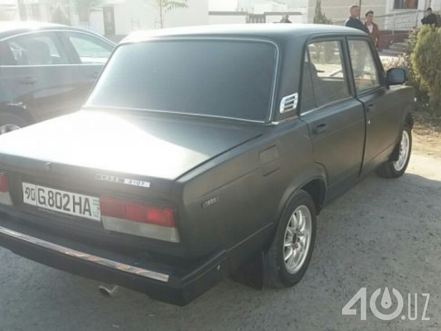 LADA (ВАЗ) 2105