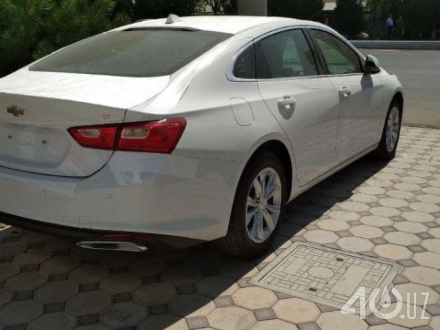 Chevrolet Uz Malibu II