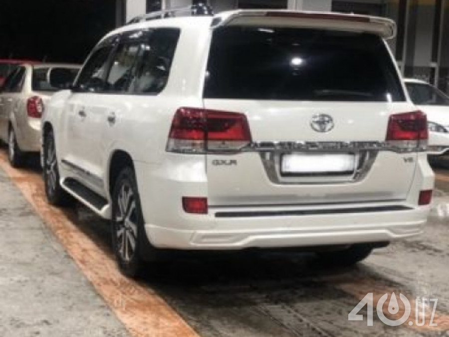 Toyota Land Cruiser 200 Series