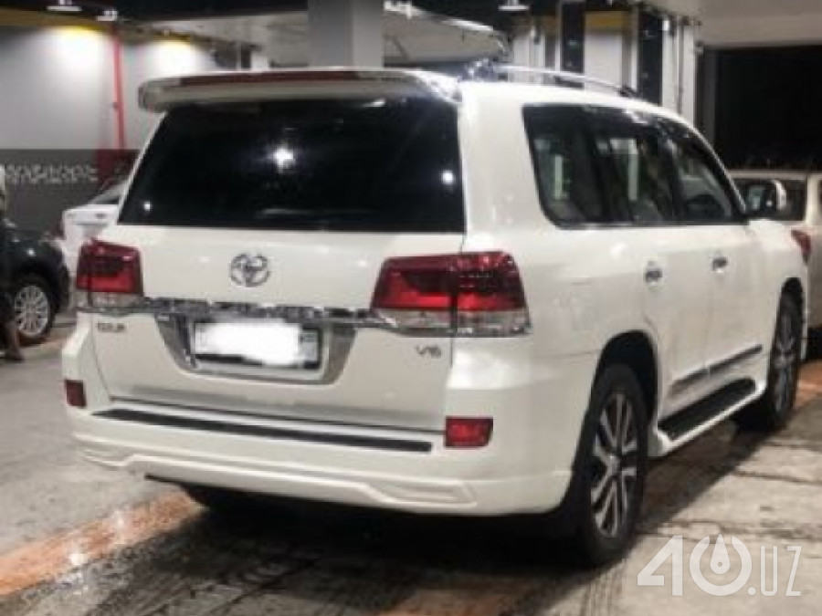 Toyota Land Cruiser 200 Series