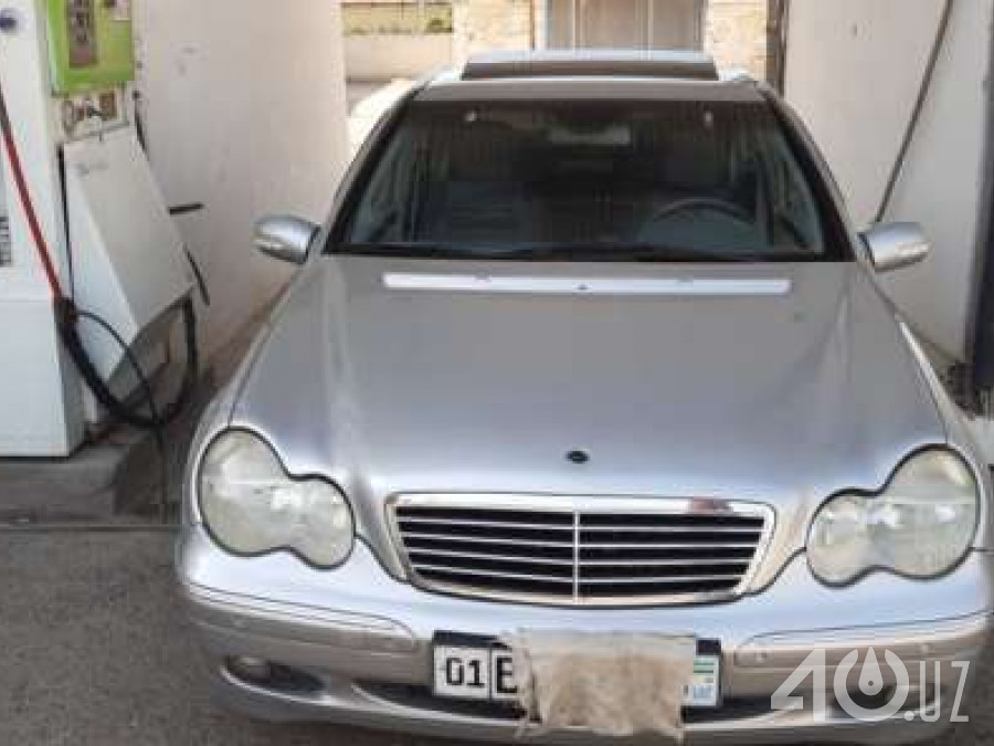 Mercedes-Benz C-klasse II (W203)