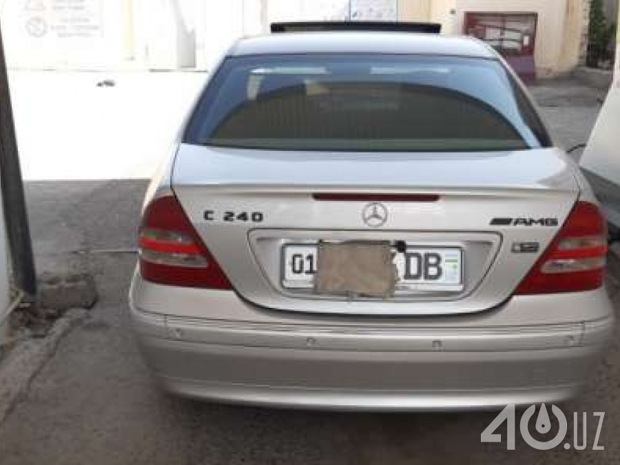 Mercedes-Benz C-klasse II (W203)