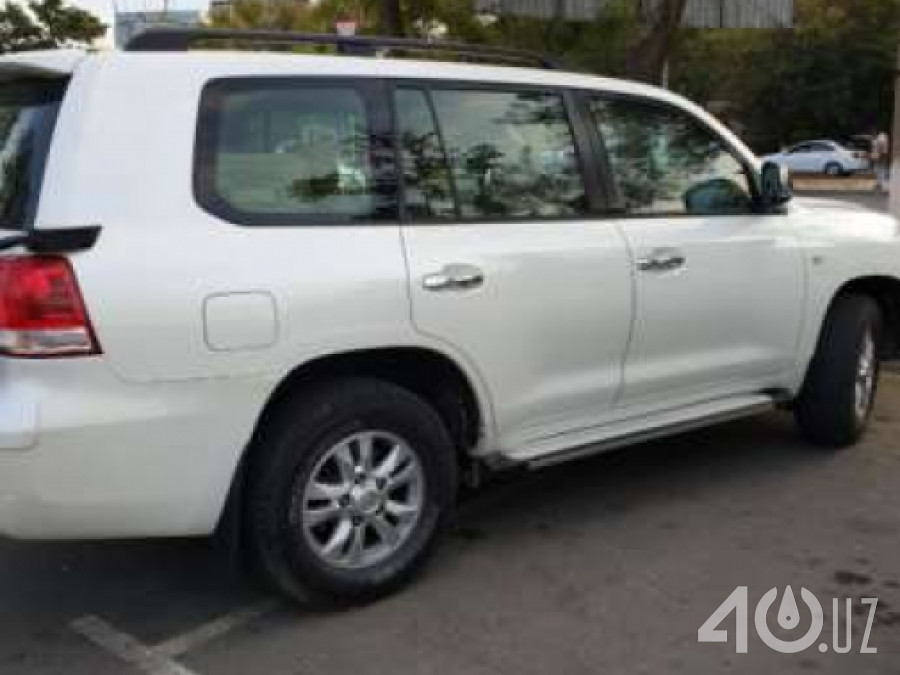 Toyota Land Cruiser 200 Series