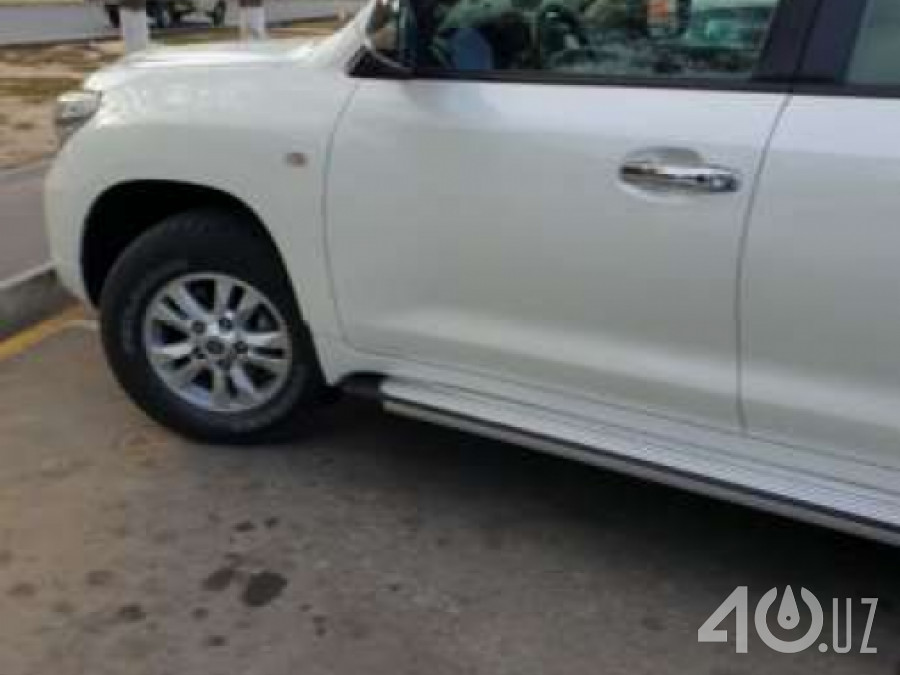 Toyota Land Cruiser 200 Series