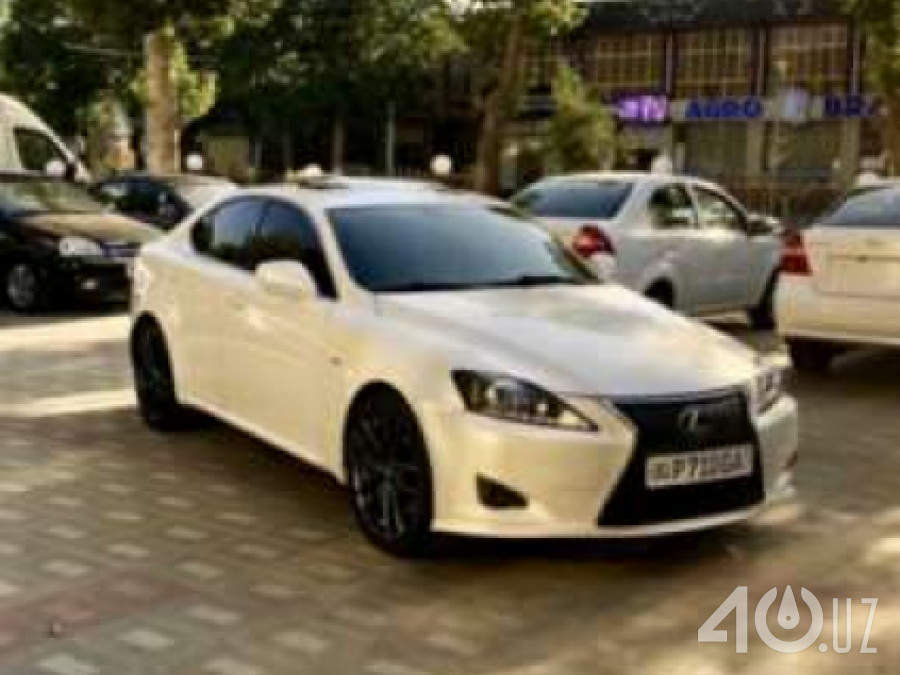 Lexus IS II