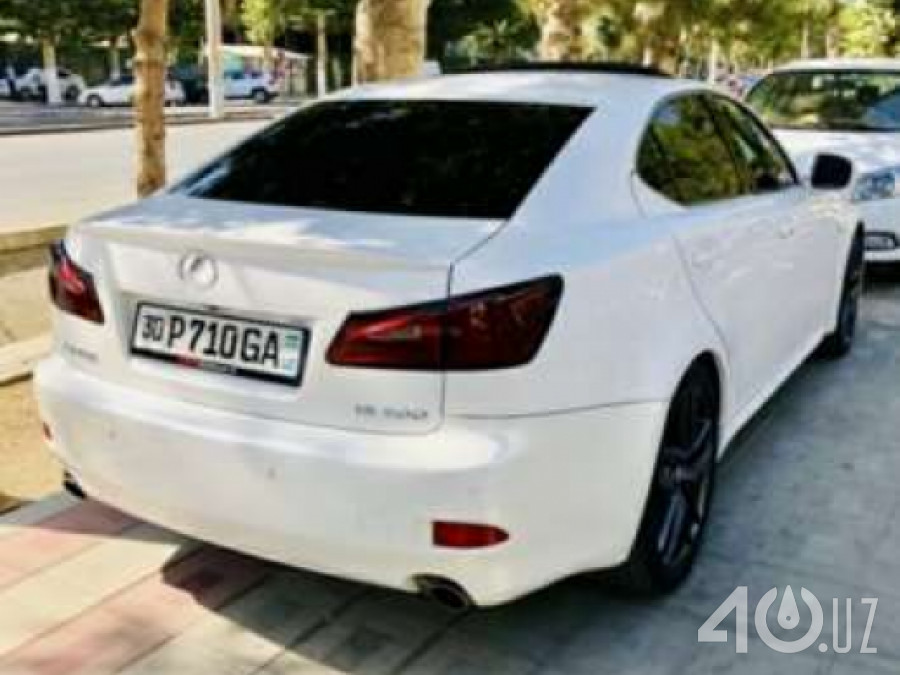 Lexus IS II
