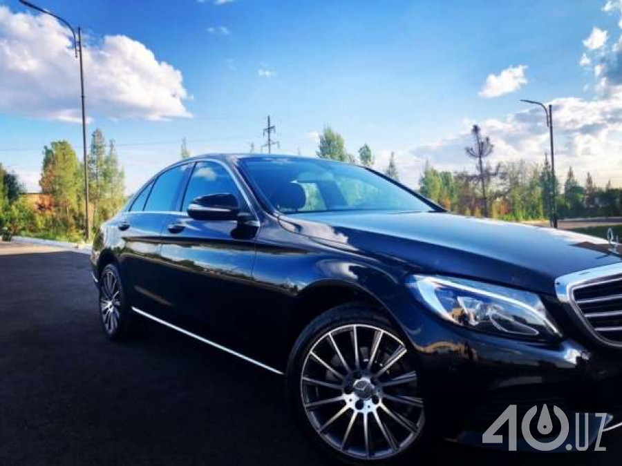Mercedes-Benz C-klasse IV (W205)