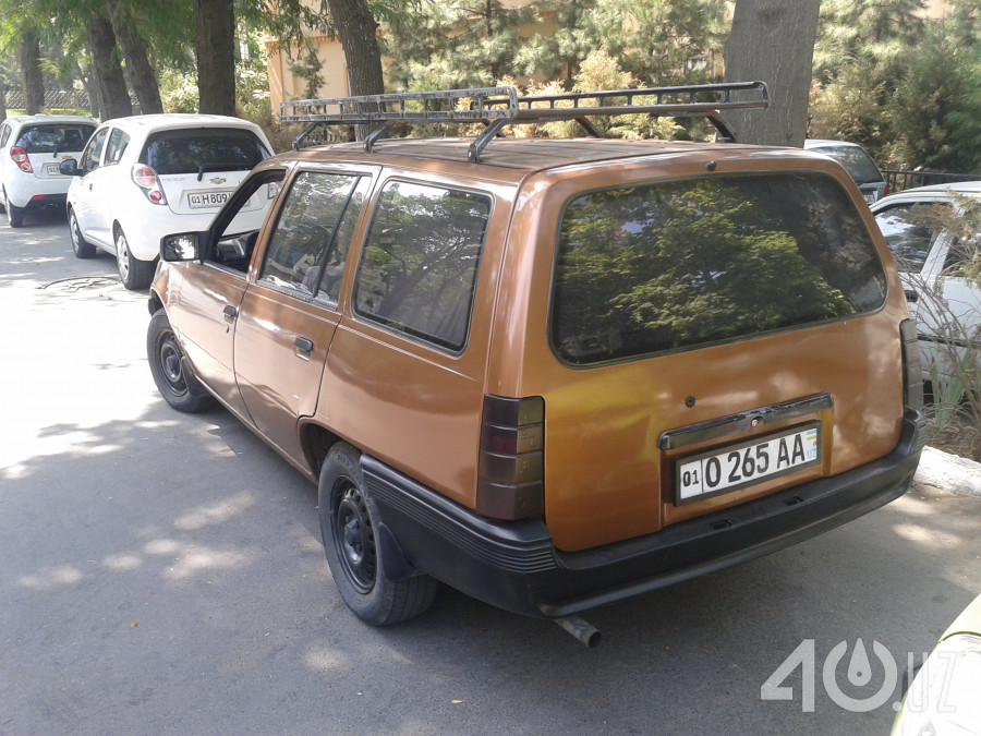Opel Kadett E