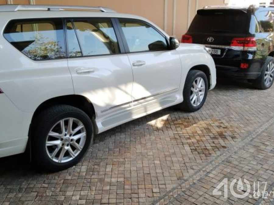 Toyota Land Cruiser Prado 150 Series Рестайлинг 1