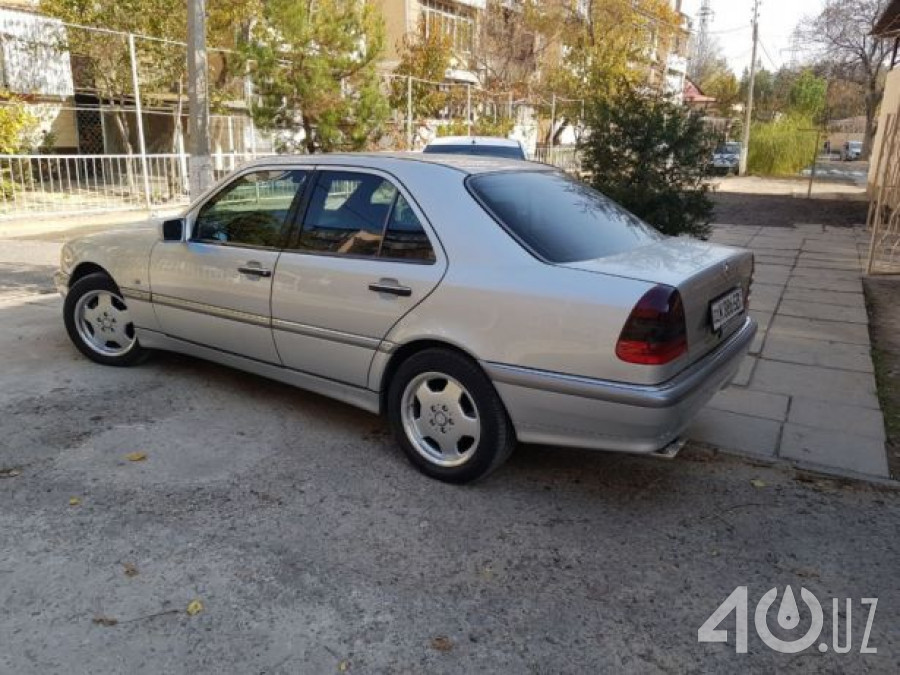 Mercedes-Benz C-klasse I (W202) Рестайлинг