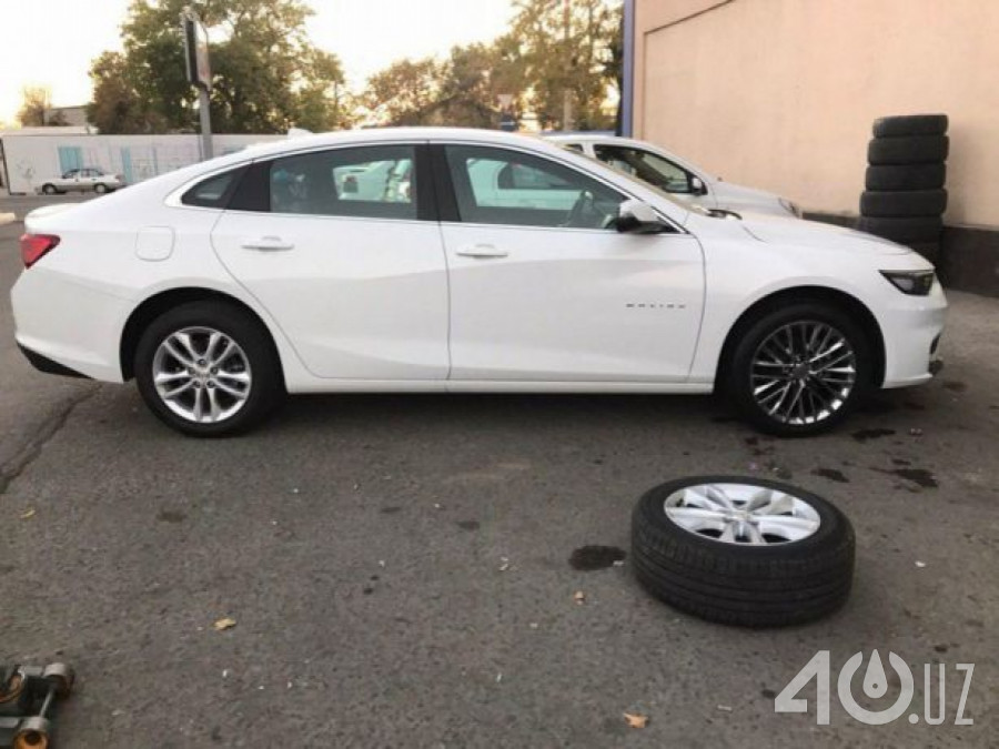 Chevrolet Uz Malibu II