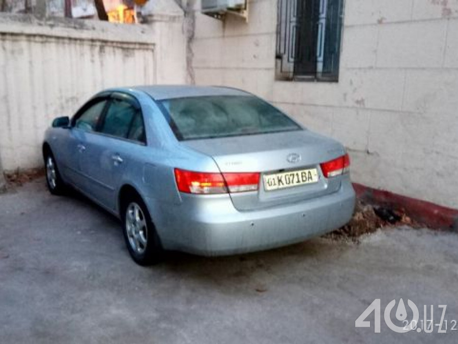 Hyundai Sonata V (NF)