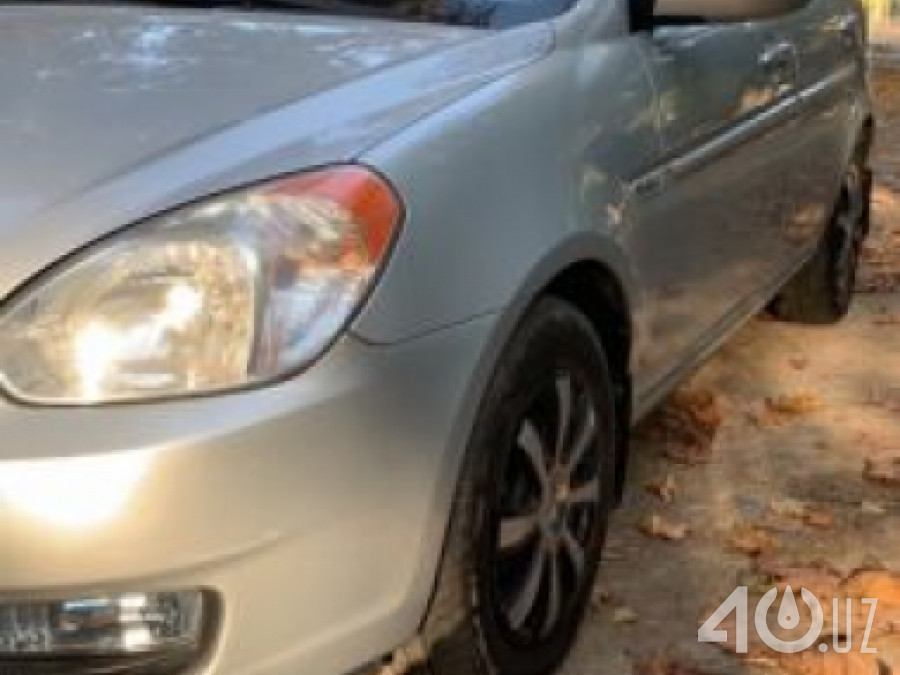 Hyundai Accent III