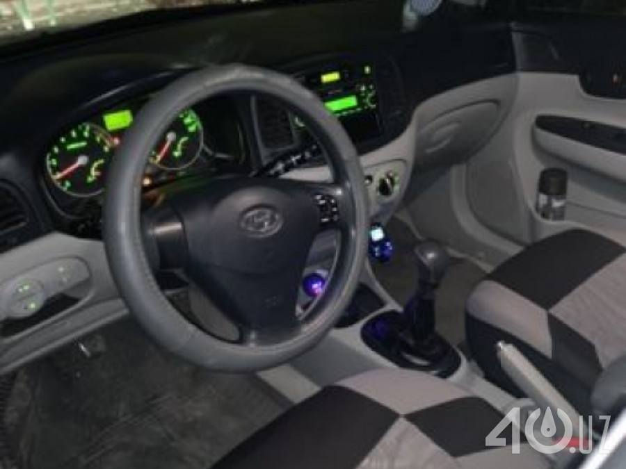 Hyundai Accent III